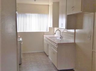 4009 Palmyra Rd, Los Angeles, CA 90008