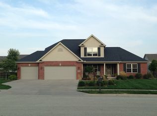 426 Onyx Dr, Morton, IL