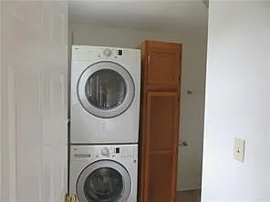 811 Arabella St — Photo 15