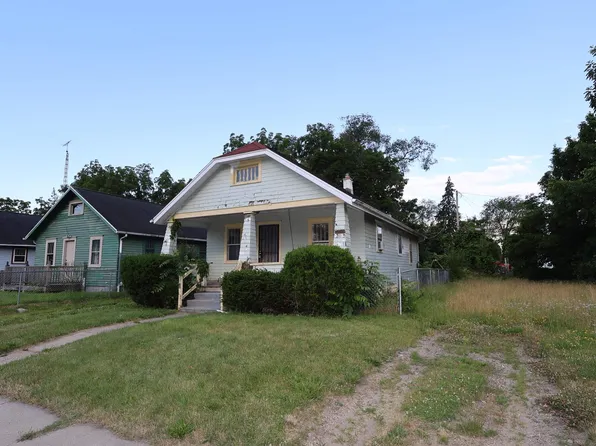 805 Sancome Ave, South Bend, IN 46628