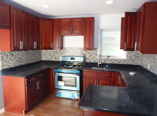 18308 146th Ter, Springfield Gardens, NY 11413