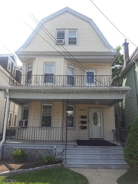 1st image of 1021 Sanford Ave