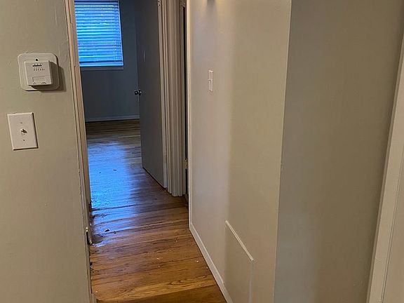 4th image of 636 S Allen Ave #4110844