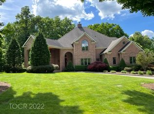 18 Great Hall Rd, Mahwah, NJ 07430