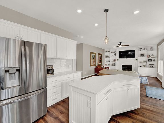 5th image of 11603 S Thornberry Dr