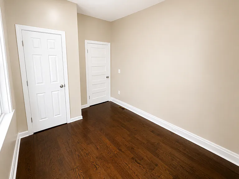 295 S 6th St #1 — Photo 13
