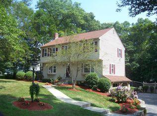 23 Roberts Rd, Hanover, MA 02339