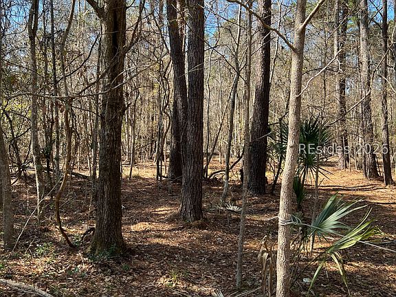 5th image of 125 Old Miller Rd