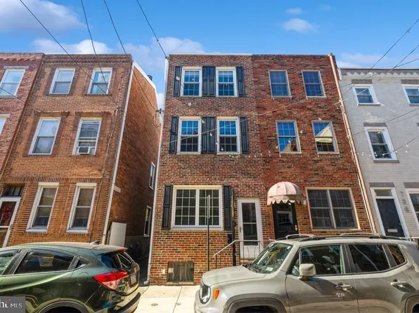742 S Darien St, Philadelphia, PA 19147