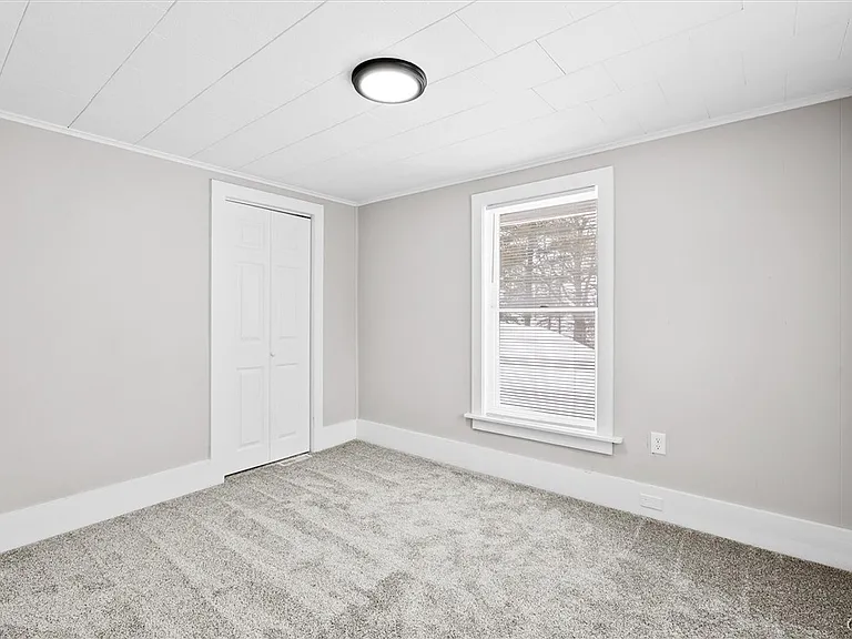 6982 Webster Rd — Photo 29