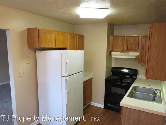 5th image of 533 W 20th St APT 5