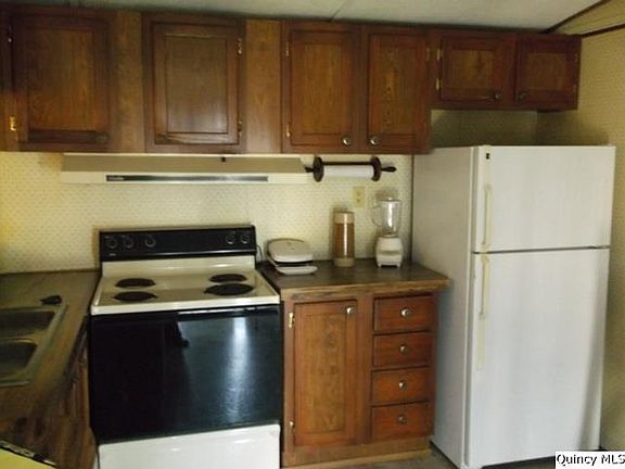 Home for Sale in Quincy, IL $10,900