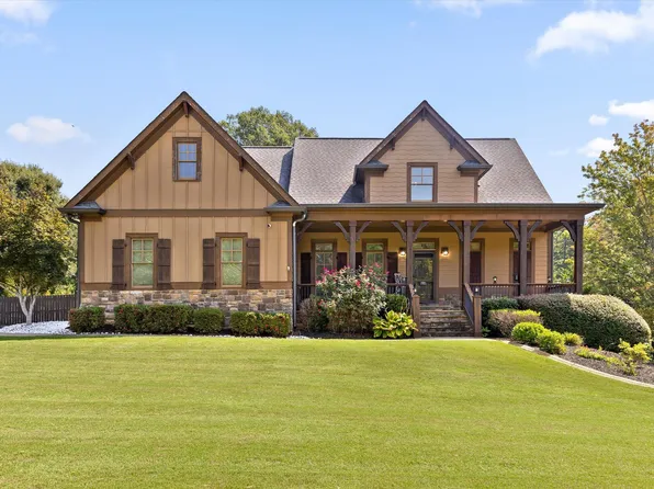40 Danielle Dr, Dallas, GA 30157