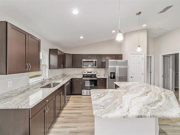 5th image of 7866 N Manville Rd
