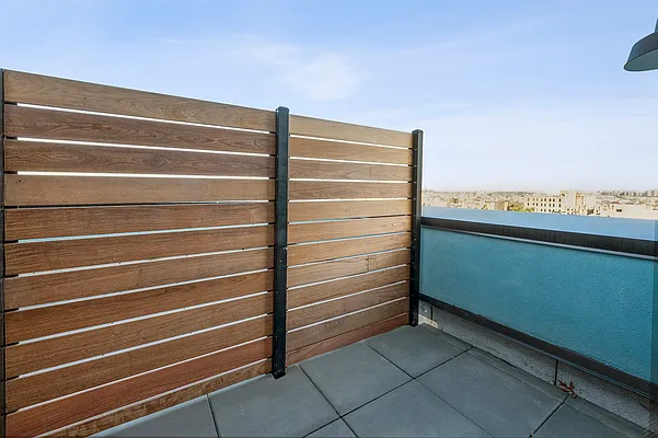 Rented by Voro, LLC | media 12