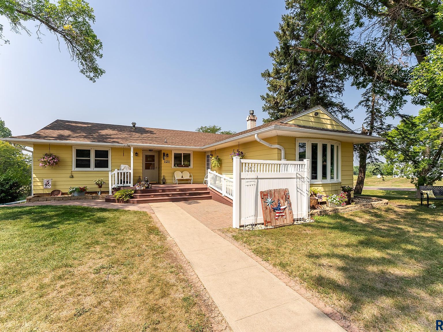 121 Lincoln Ave, Centerville, SD 57014 MLS 22305804 Zillow