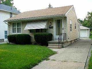 2nd image of 1935 Idaho St