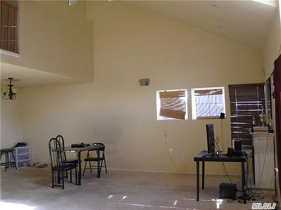 3rd image of 64 Sprucewood Blvd