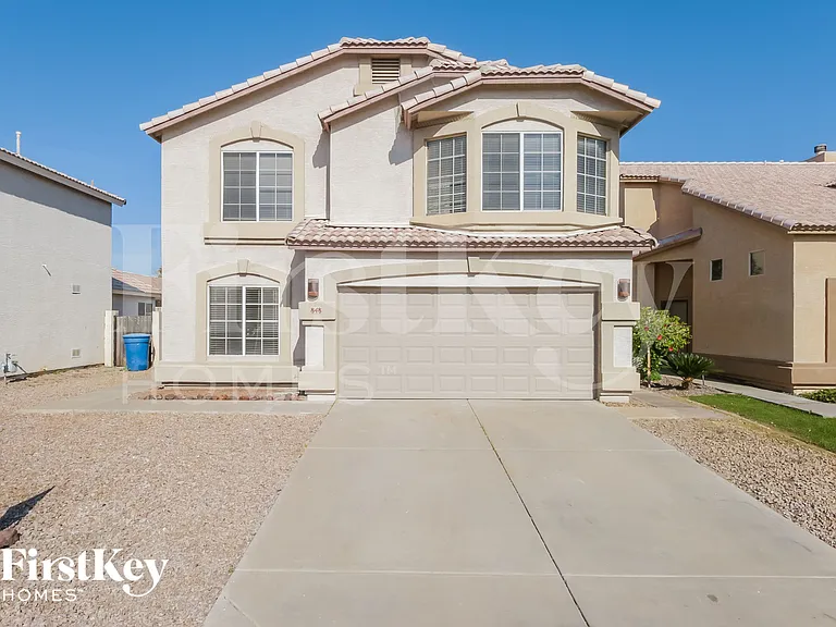 848 E Morelos St — Photo 1