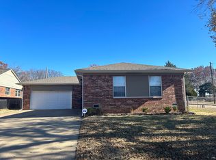 522 S Normal Ave, Claremore, OK 74017