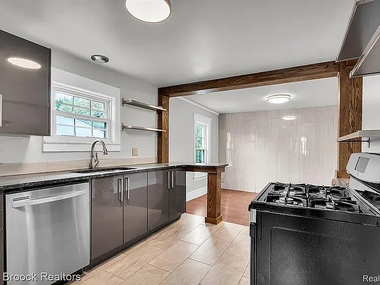 417 W Lincoln Ave #3 — Photo 9
