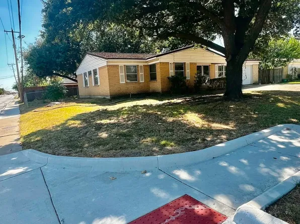 4703 Bedford Dr, Mesquite, TX 75150