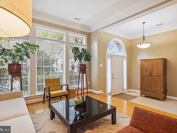 5th image of 1115 Havencrest St