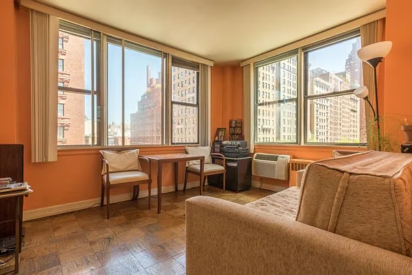 Sold by Ostrov Realty Group | media 12