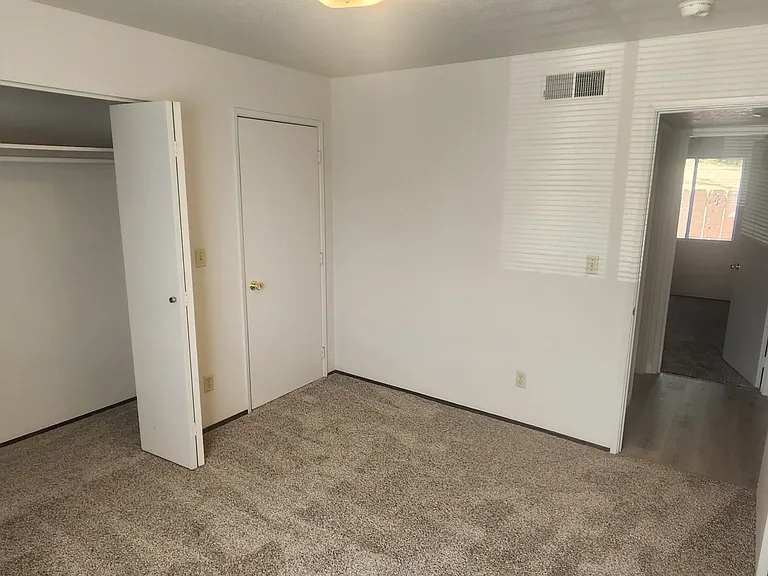 870 Browning St #9 — Photo 8