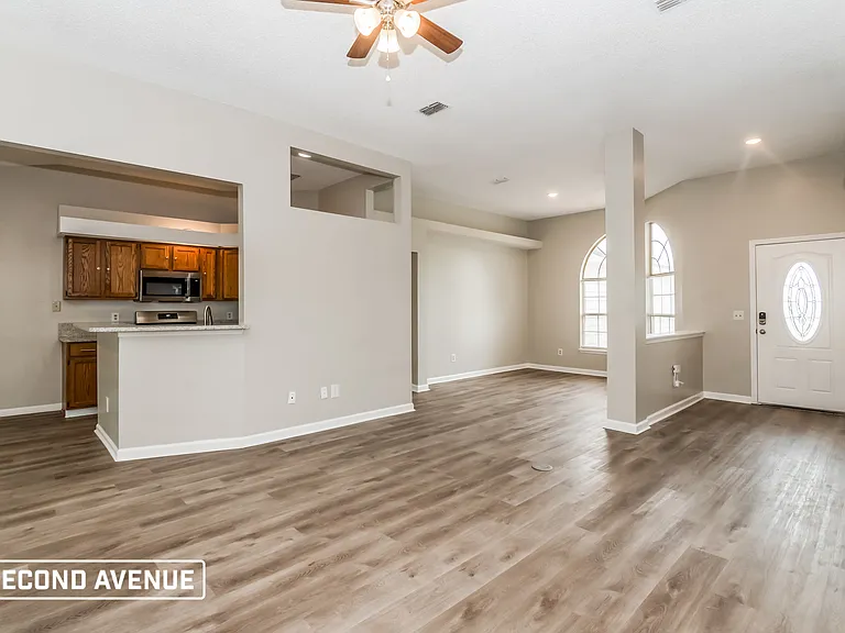 8544 Echoridge Ct — Photo 3