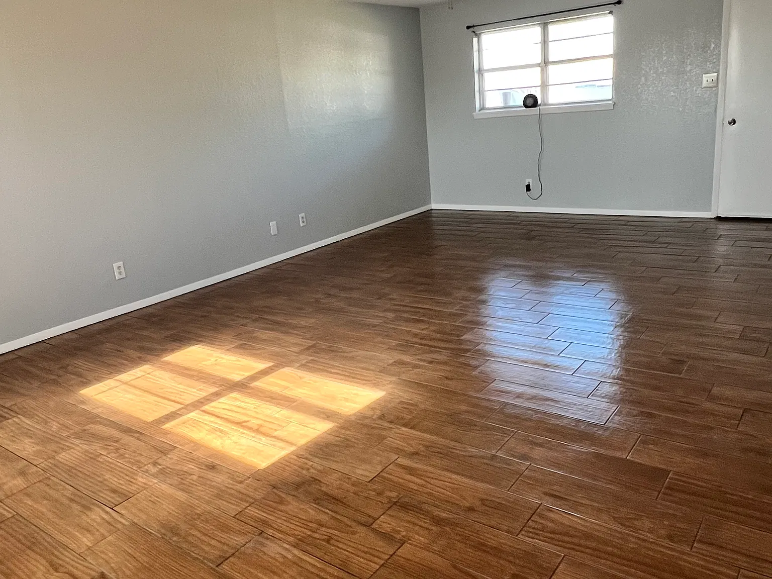 4 bed, 1.5 bath, 1539 sqft, $1,300 — Photo 2