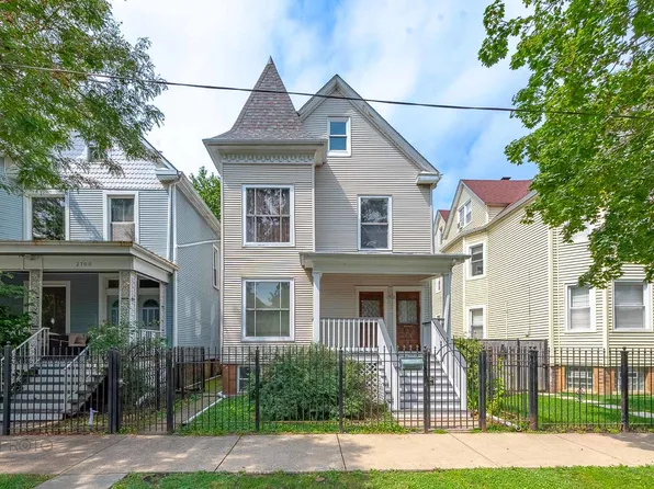 2702 N Monticello Ave, Chicago, IL 60647