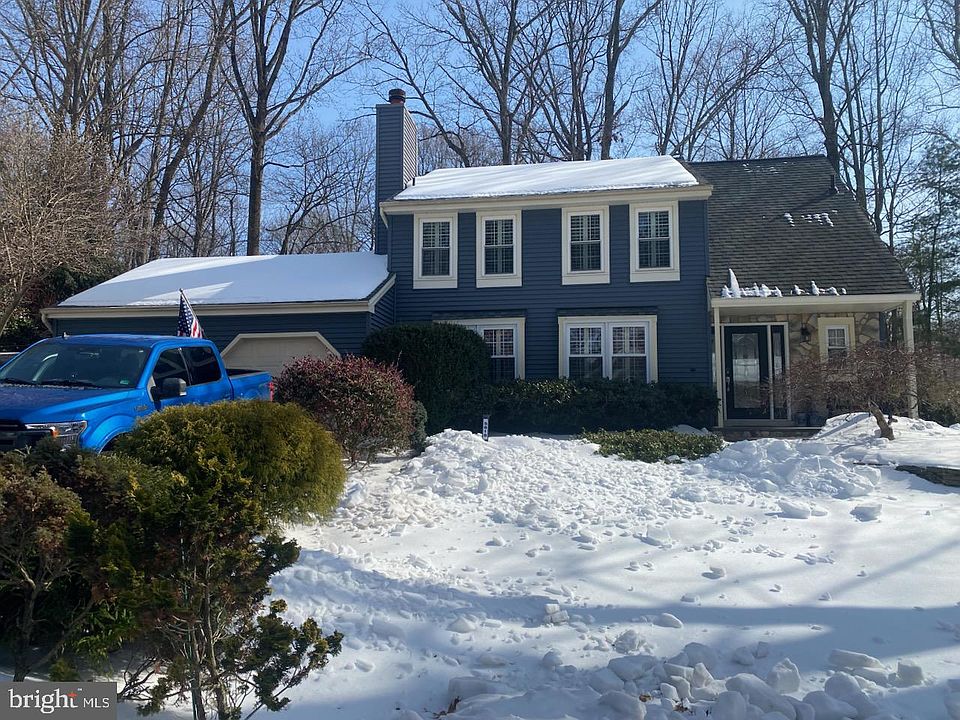 1st image of 5818 New England Woods Dr