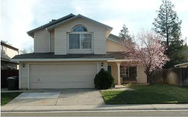 3920 Diane Dr photo 1