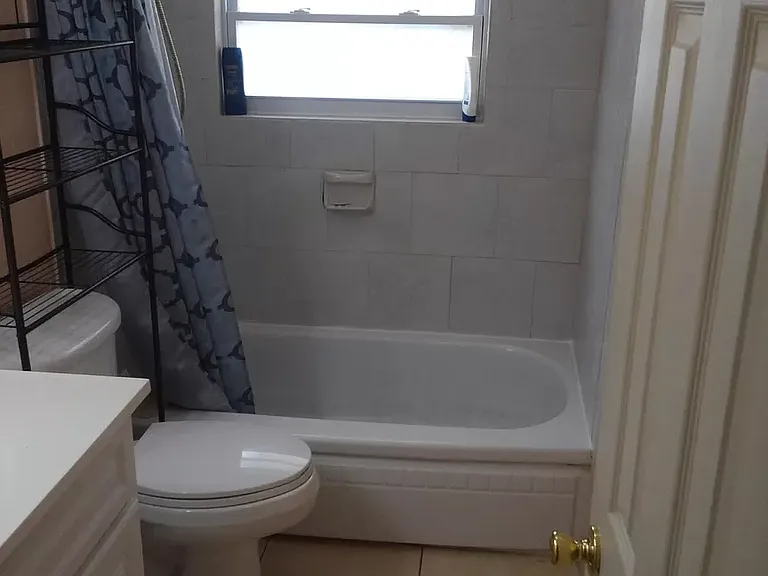 1526 Tilley Ave — Photo 5