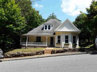 208 Mims Ave, Newport, TN 37821