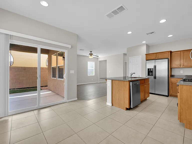 1548 Otero Valley Ct — Photo 37
