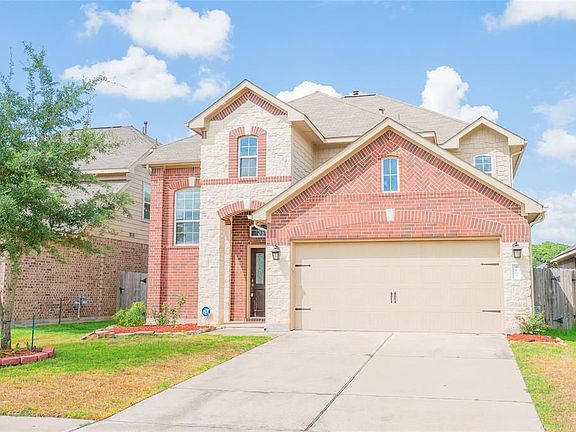 2nd image of 3107 Lake Dr