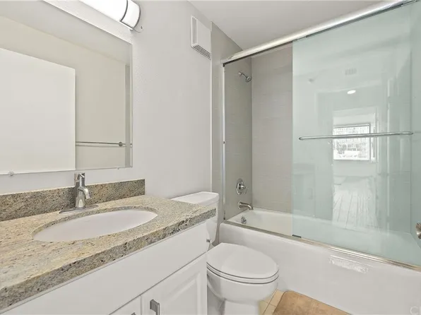 600 W 9th St APT 1113, Los Angeles, CA 90015