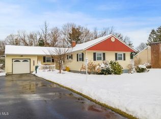 13 E Saint Stephens Lane, Glenville, NY 12302