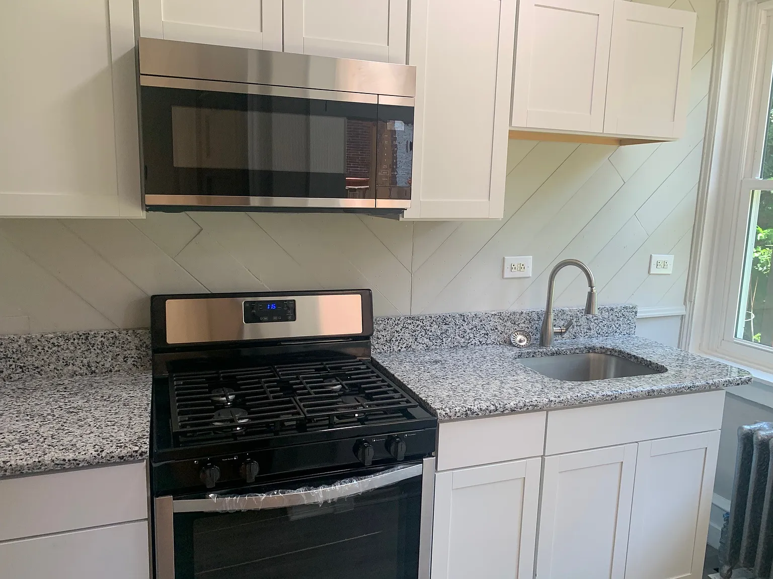 1304 N Clayton St — Photo 4