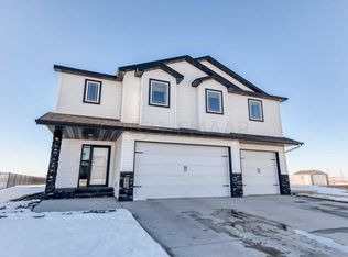 2148 14th St W, West Fargo, ND