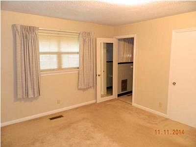 2nd image of 1215 Collins Cir #5