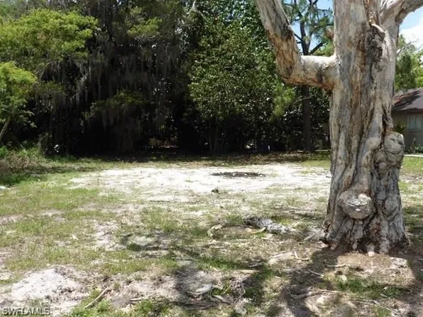 5612 6th Ave, Fort Myers, FL 33907