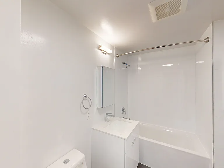 555 Buena Vista Ave W #503 — Photo 8