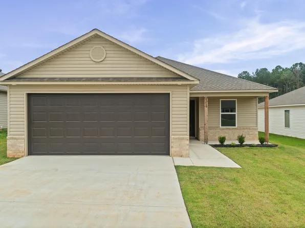8089 Chesapeake Trl, Bauxite, AR 72011
