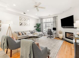 1641 W North Ave APT 2E, Chicago, IL 60622