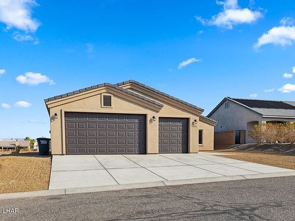 3rd image of 6077 S Greenhorn Dr