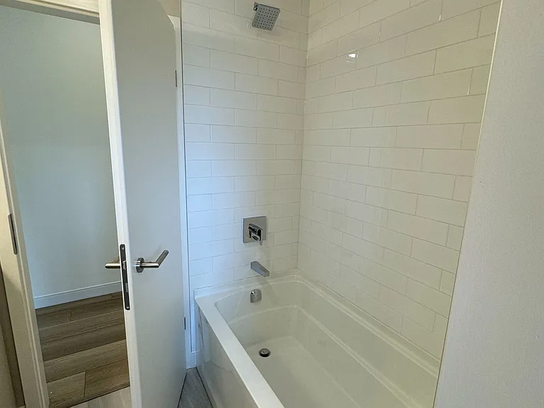 119 Lincoln St #304 — Photo 24