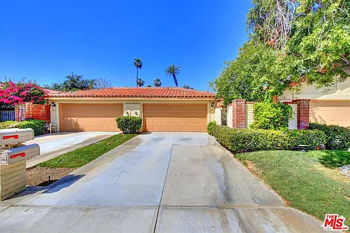 203 Serena Dr Photo 1